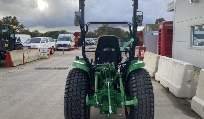 John Deere 3039R full