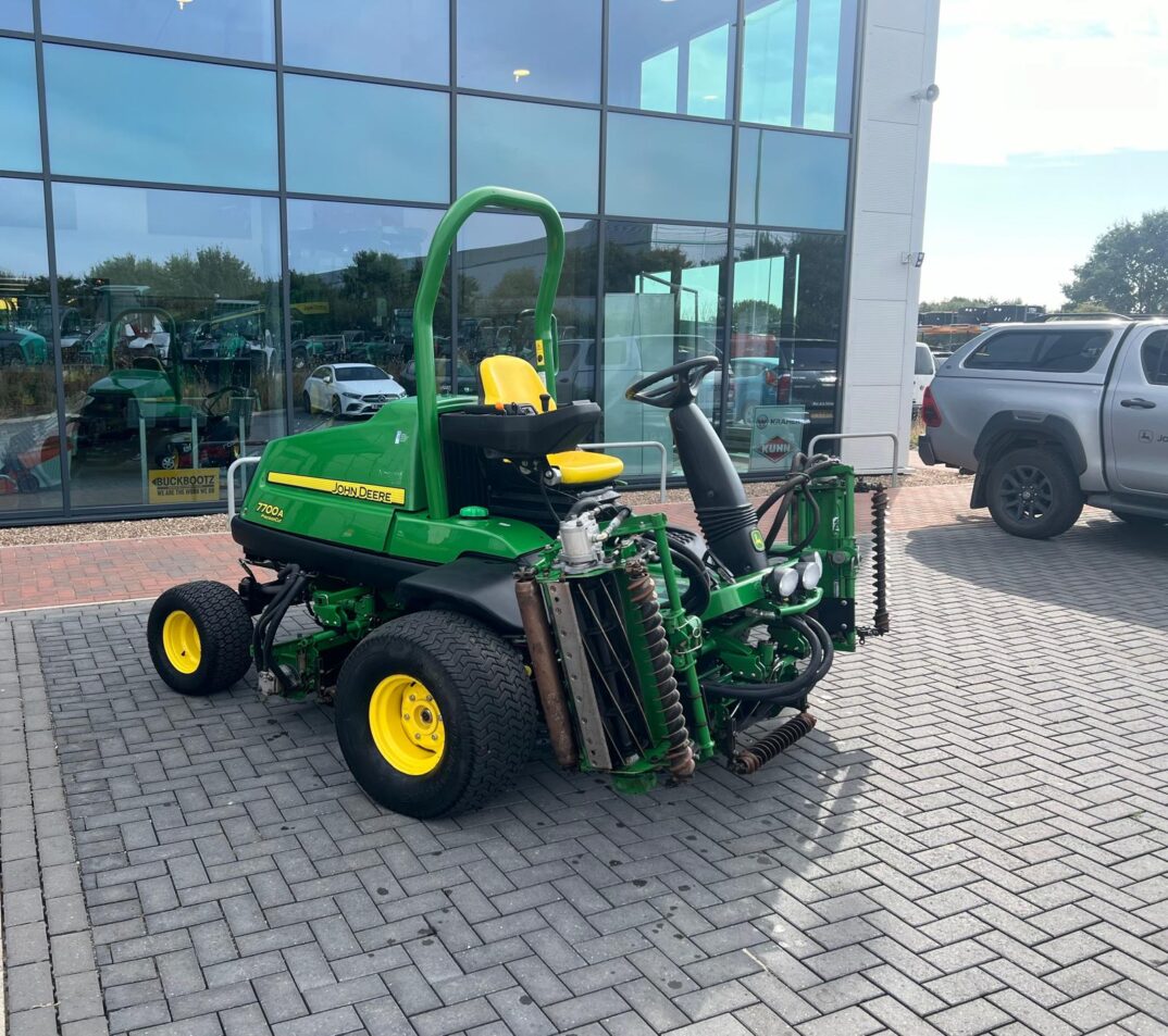 John Deere 7700A