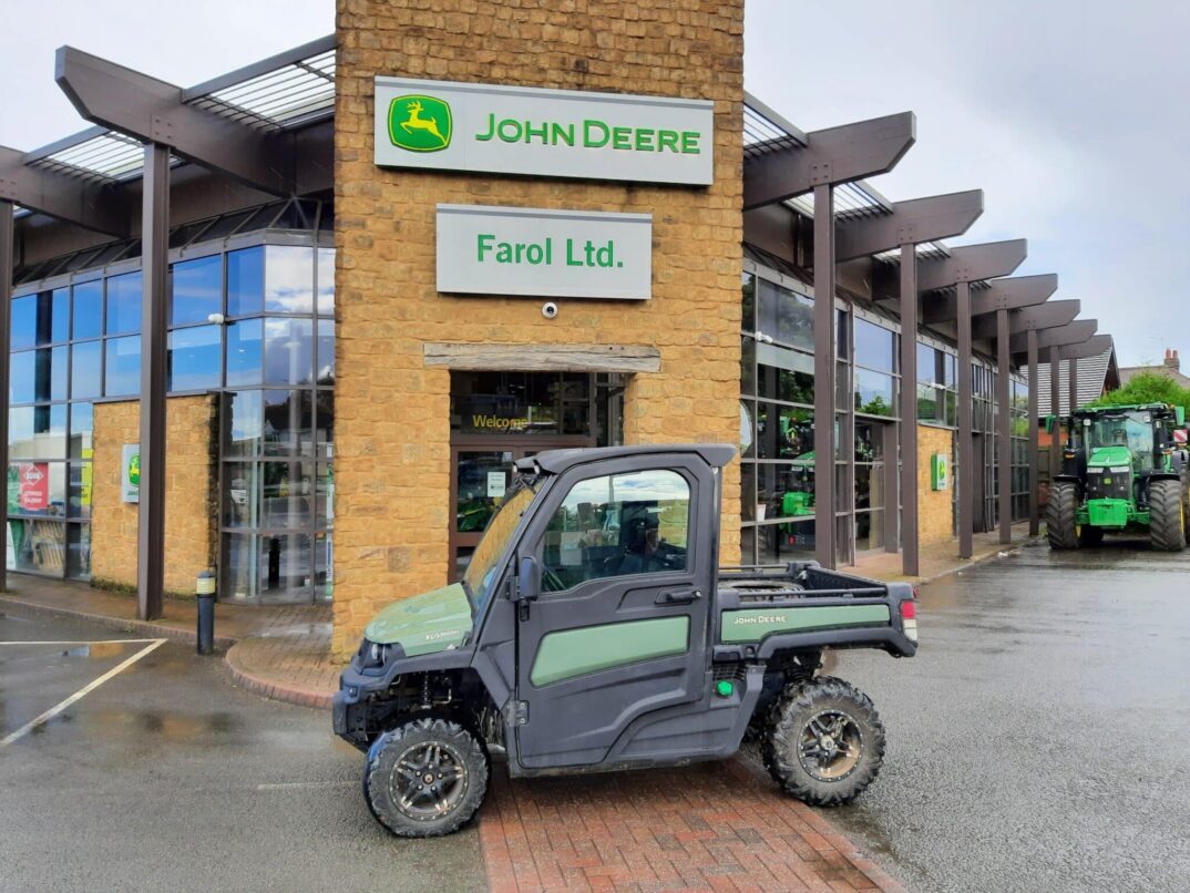 John Deere XUV865M Gator