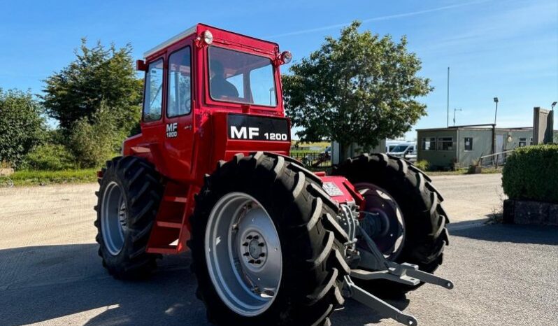 1976 Massey Ferguson 1200 full