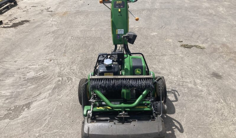 John Deere 220E Hybrid Greens Mower full