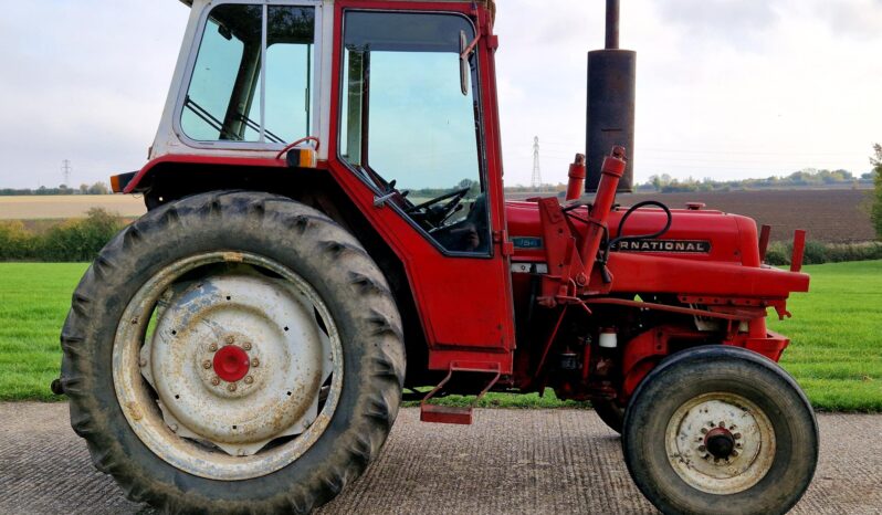 1976 International 454 52 2WD Tractor full