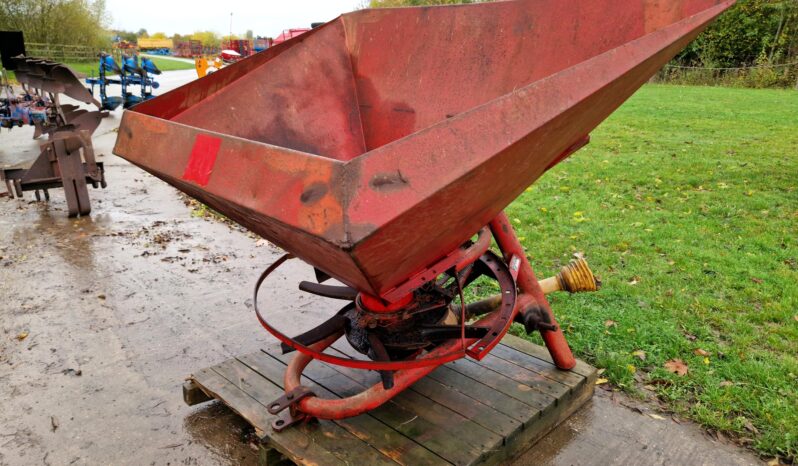 Lely 1250 fertiliser spreader full