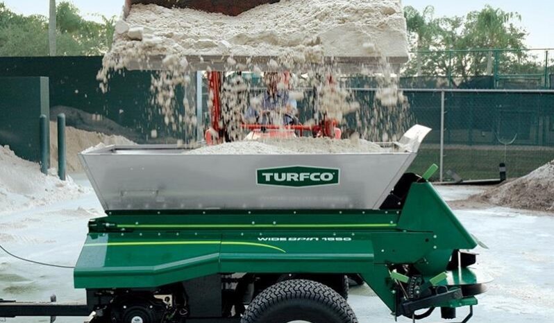 Turfco 1550 Towed full