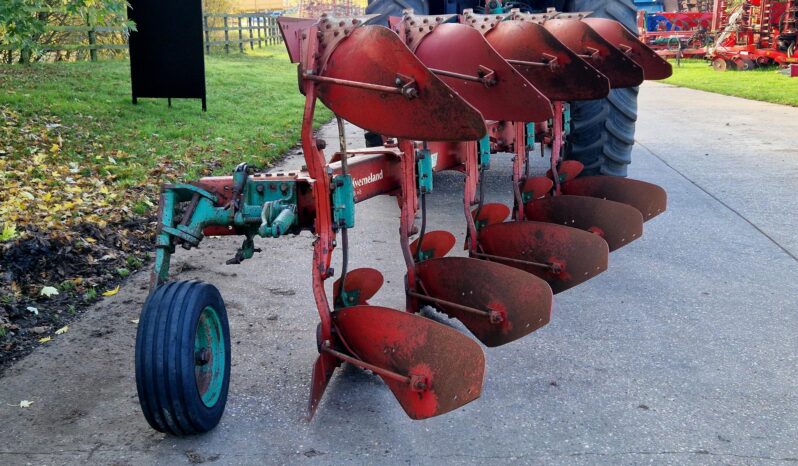 Kverneland LB85-300 5 furrow plough full