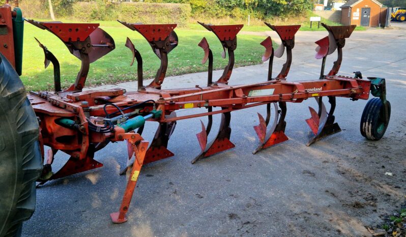 Kverneland LB85-300 5 furrow plough full