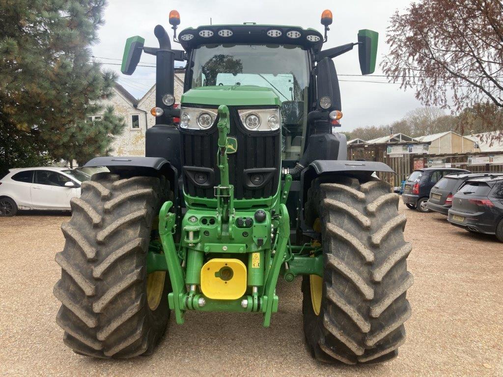 John Deere 6R 250