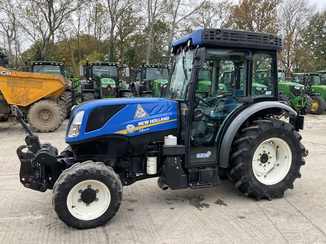 NEW HOLLAND T4.100N