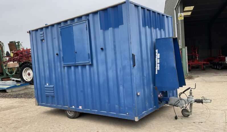 BOSS CABIN WELFARE UNIT full