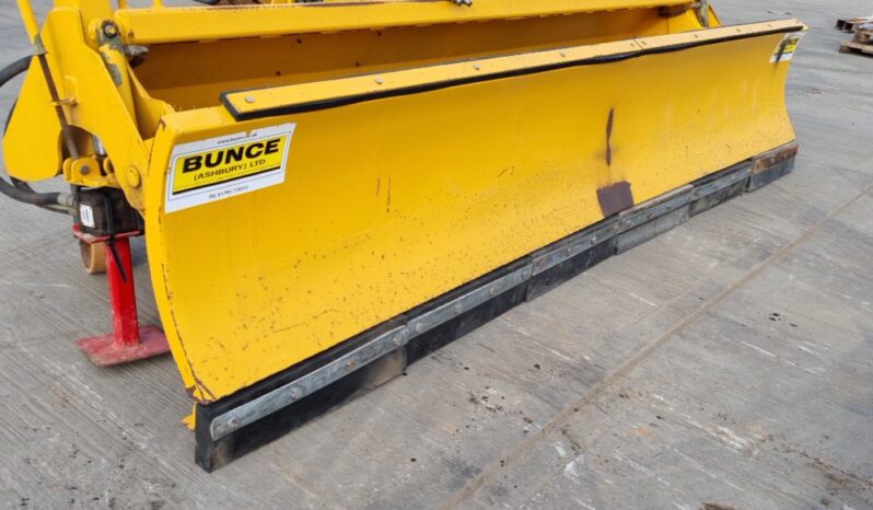 Bunce Hydraulic Dual Brush/Snow Plough to suit 3 Point Linkage Farm Machinery For Auction: Leeds -27th, 28th, 29th, 30th November 24 @ 8:00am full