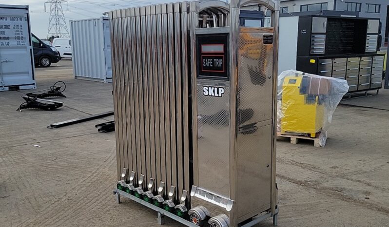 Unused 2024 SKLP Electric Retractable Gate Farm Machinery For Auction: Leeds -27th, 28th, 29th, 30th November 24 @ 8:00am full