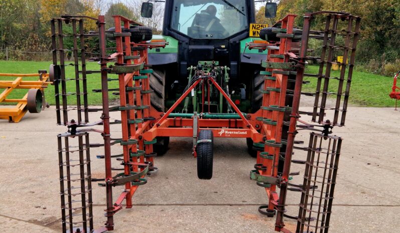 Kverneland TLA 4m springtine cultivator full