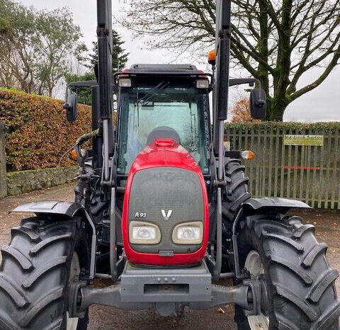 2017 Valtra A 93 HiTech with Q41 loader full