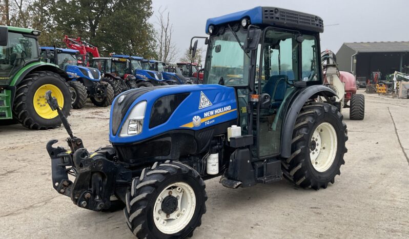 NEW HOLLAND T4.100N full