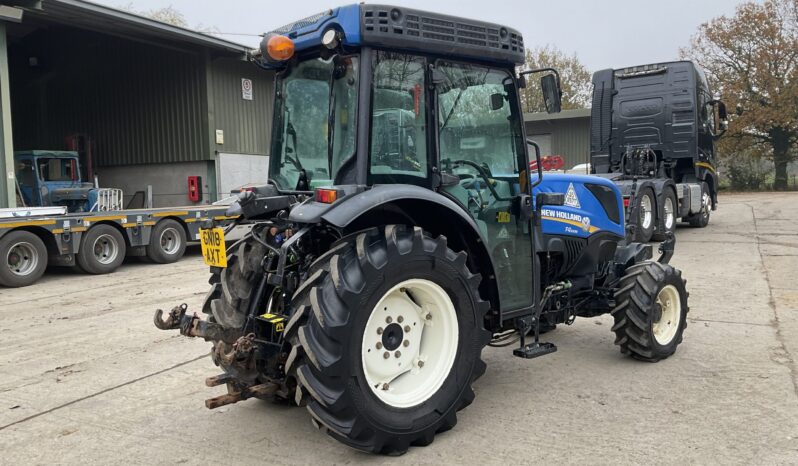 NEW HOLLAND T4.100N full