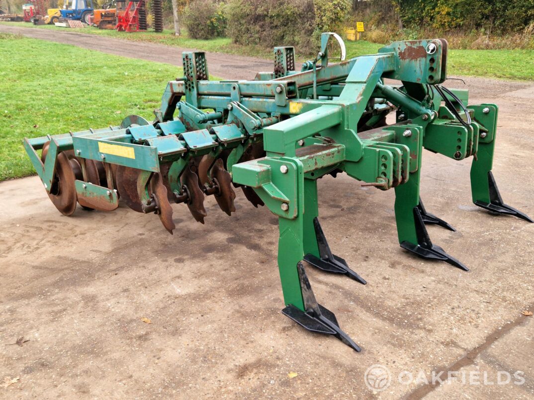 Cousins Patriot 3m 5 leg subsoiler