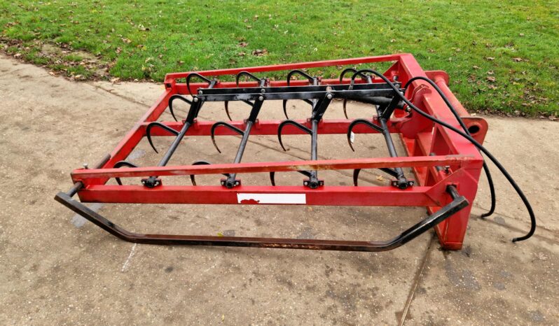 Moulton flat 8 bale grab full