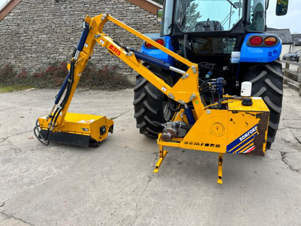 2009 BOMFORD B315 HEDGECUTTER 5,950 + VAT