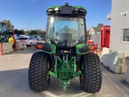 John Deere 4052R full