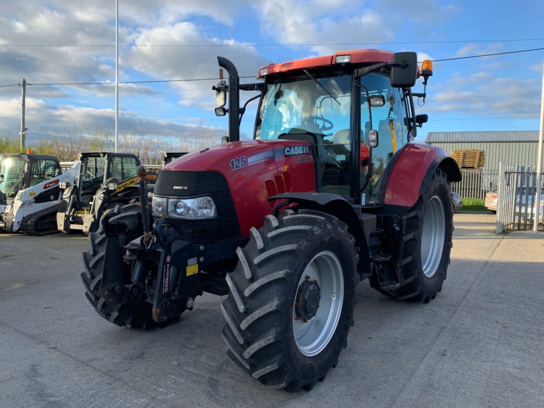 2012 Case IH Maxxum 125 in Carmarthenshire