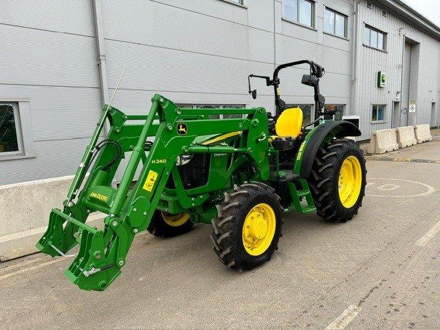 John Deere 5050E