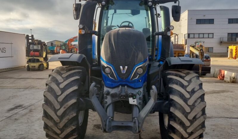 2017 Valtra T174 VERSU Tractors For Auction: Leeds -27th, 28th, 29th, 30th November 24 @ 8:00am full