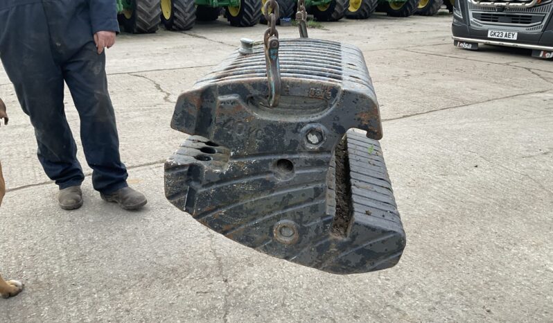 VALTRA WEIGHTS full