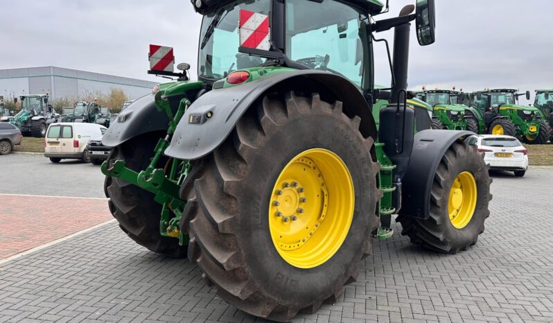 John Deere 6R 215 full