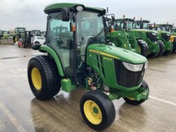 John Deere 4066R full