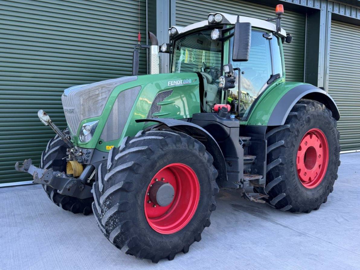 2016 Fendt 828 Profi Plus  – £65,000 for sale in Somerset