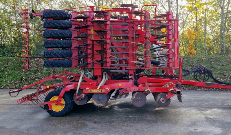 Vaderstad Rapid 6M drill full