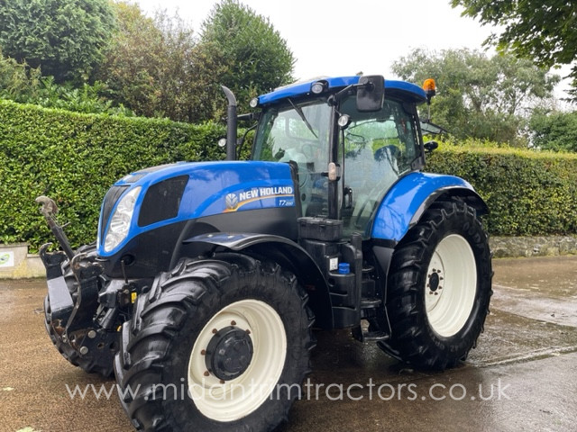 New Holland T7/200 Sidewinder