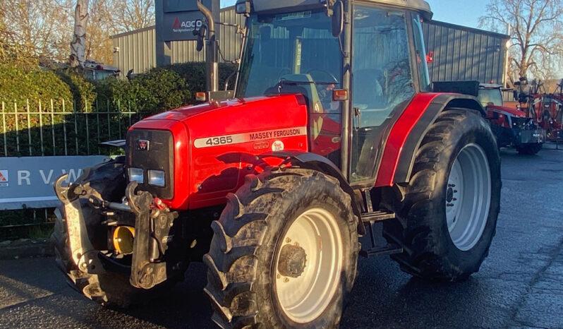 Used Massey Ferguson 4365 ST tractor full