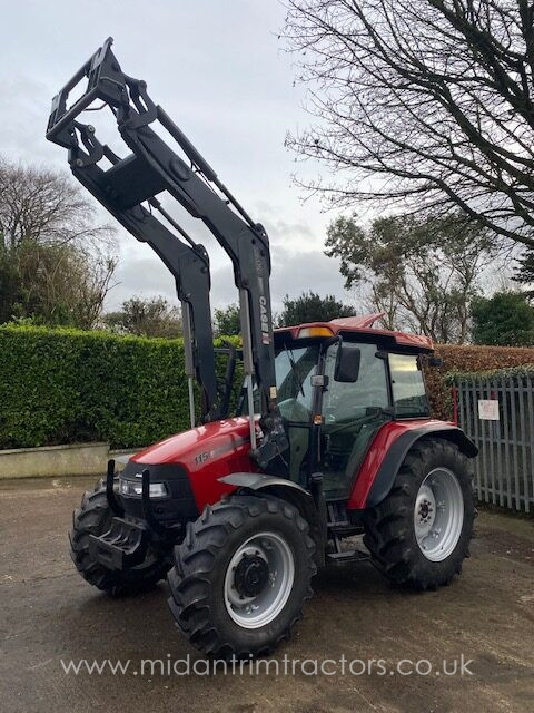 2011 Case-IH JXU 115 c/w LRZ 120 loader