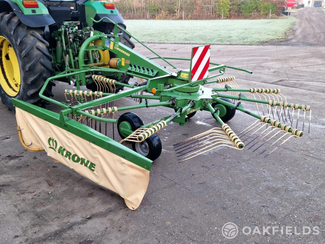 2004 Krone Swadro 395 rake