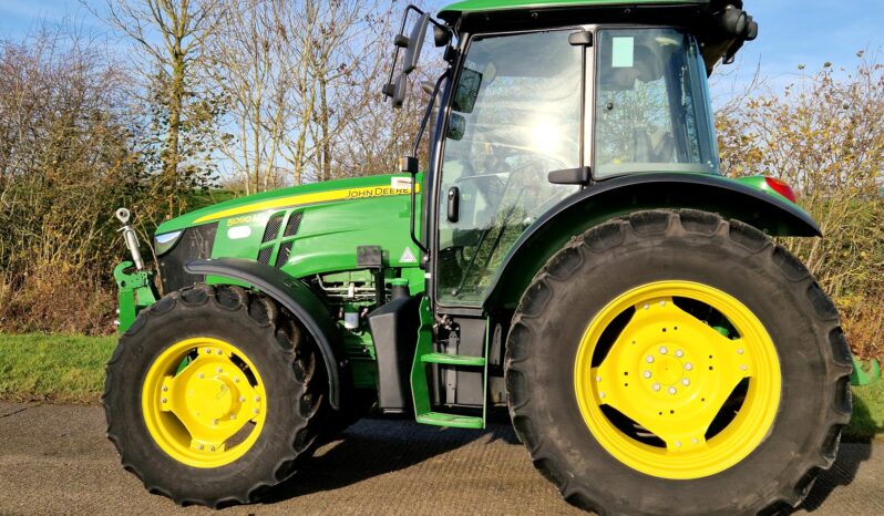 2018 John Deere 5090M 4WD Tractor full