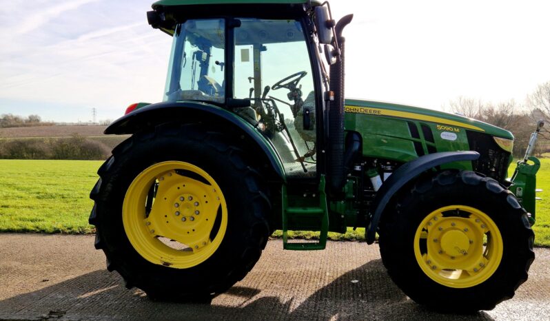 2018 John Deere 5090M 4WD Tractor full