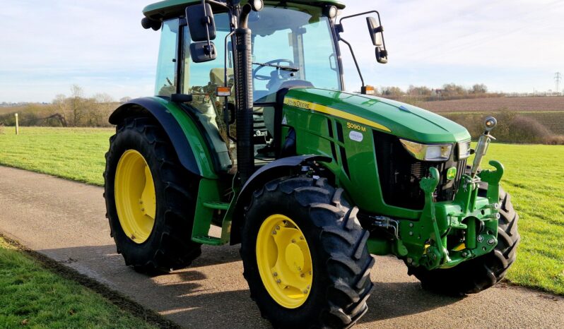 2018 John Deere 5090M 4WD Tractor full