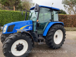 2009 New Holland T5060 c/w creep & front links full