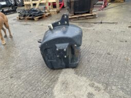 NEW HOLLAND 1000KG BLOCK WEIGHT full