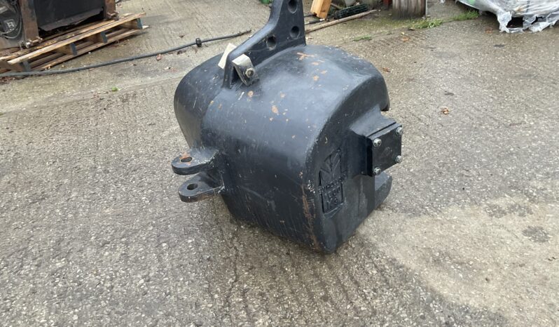 NEW HOLLAND 1000KG BLOCK WEIGHT full