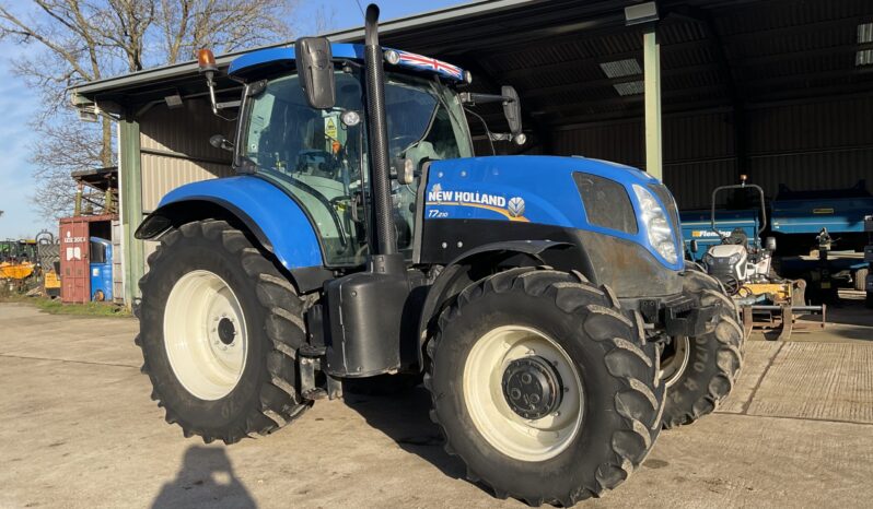 NEW HOLLAND T7.210 full