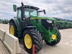 John Deere 6R 215 full