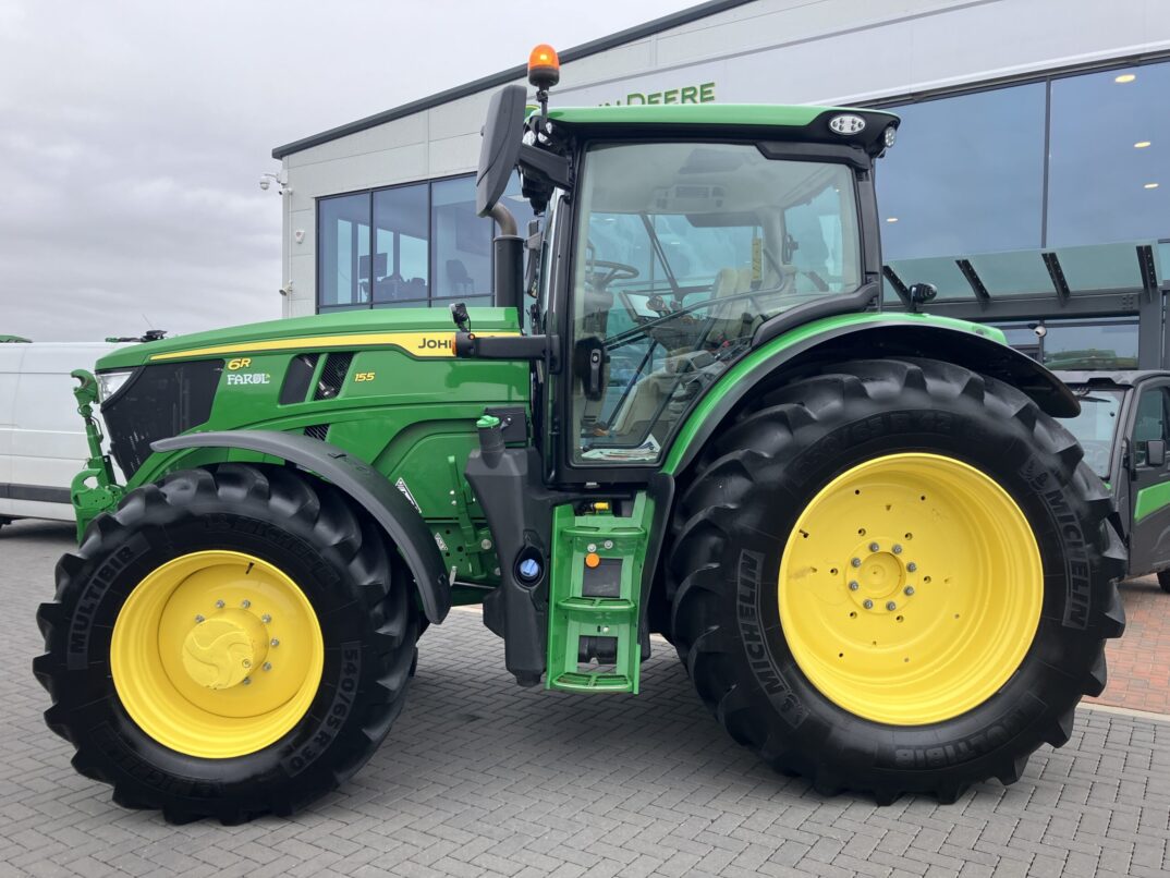 John Deere 6R 155