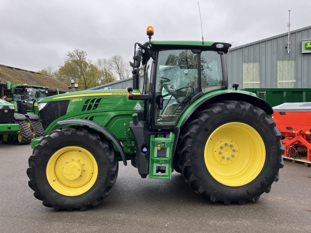 John Deere 6155R