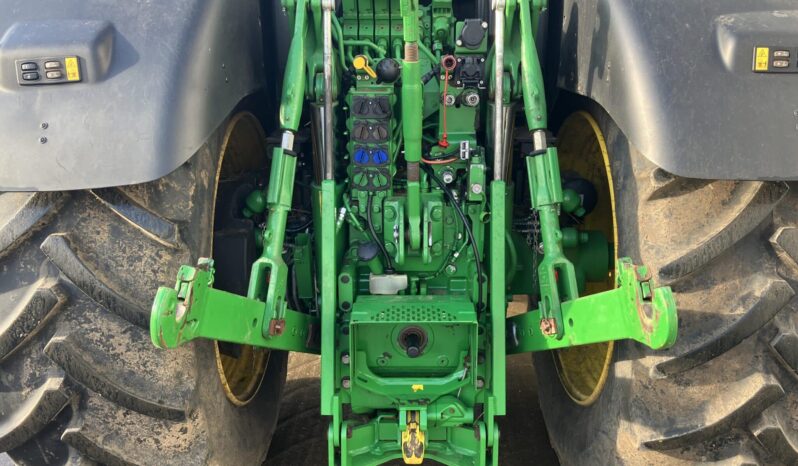 John Deere 6215R full