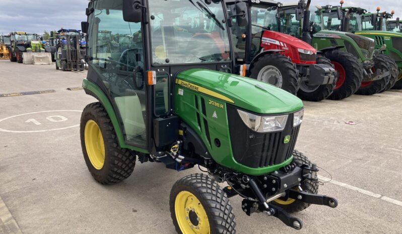 John Deere 2038R full