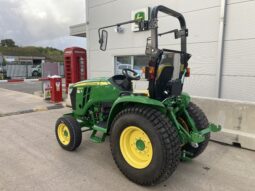 John Deere 3039R full