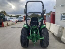 John Deere 3039R full