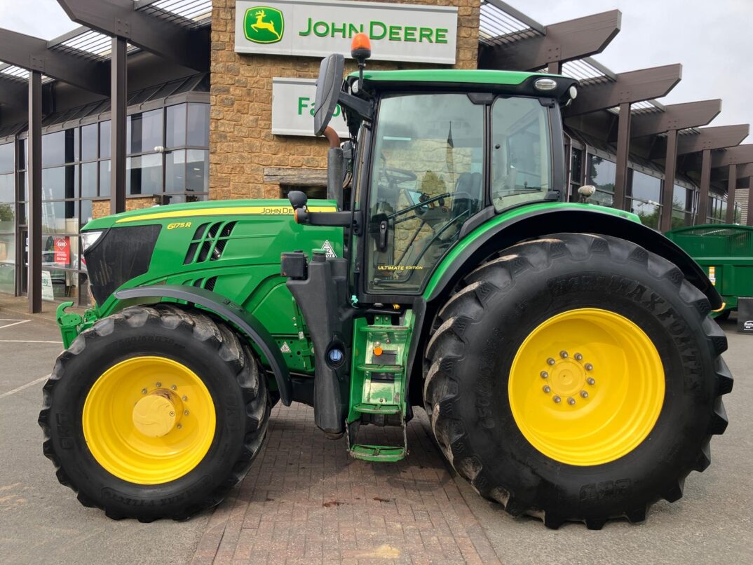 John Deere 6175R